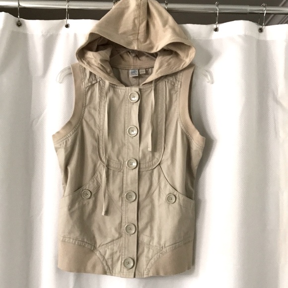 SO Jackets & Blazers - Like New SO Hoodie Vest